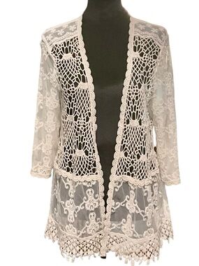 Lauren Michelle Lace Boho cardigan Kimono Topper